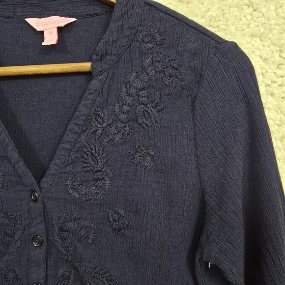 Lilly Pulitzer Shirt Womens Medium Blue Long Sleeve Tunic Embroidered Gauzy - Picture 3 of 12